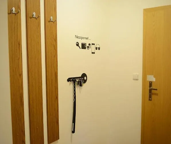 Dvacetsedm Apartmán *